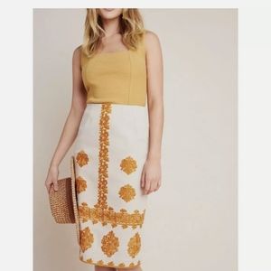 ANTHROPOLOGIE  EMBROIDERED PENCIL SKIRT, SIZE 0